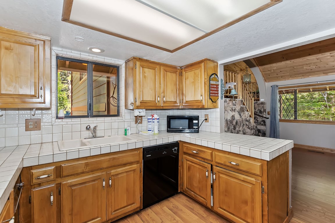 Cabin Image 15