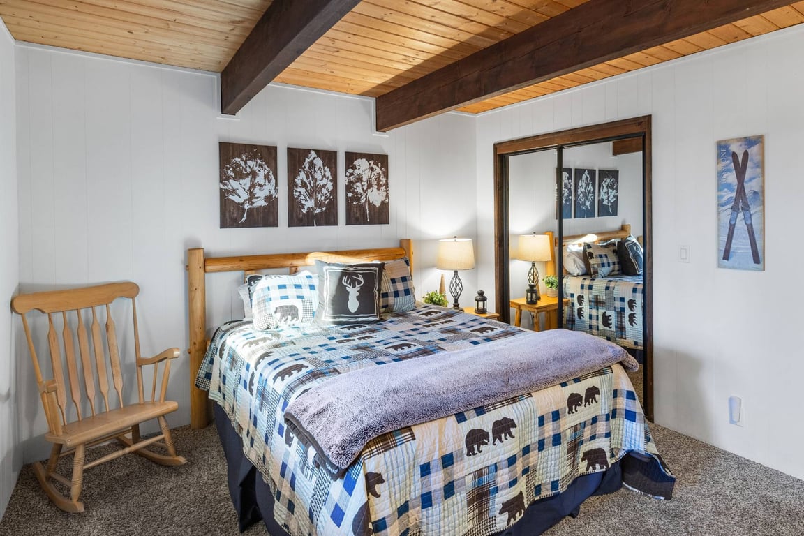 Cabin Image 15