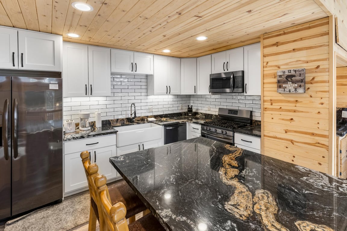 Cabin Image 10