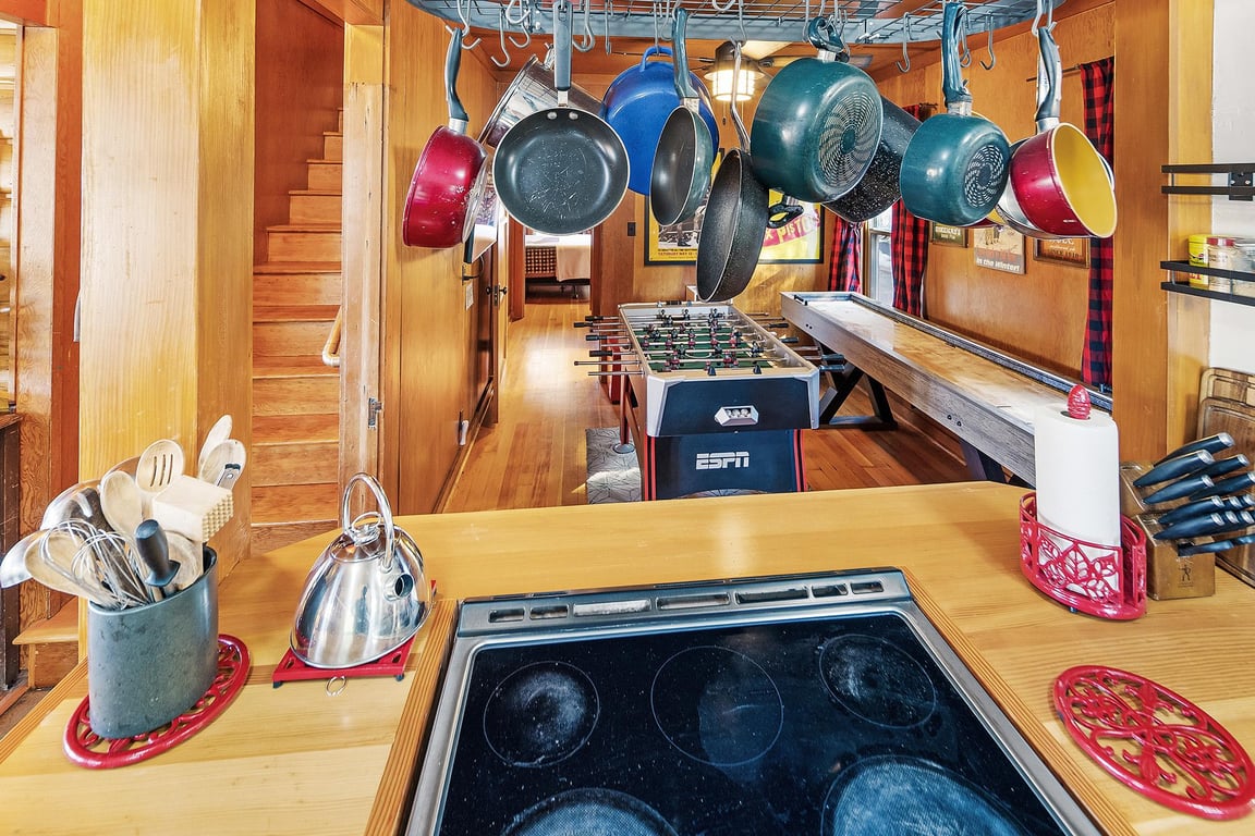 Cabin Image 11