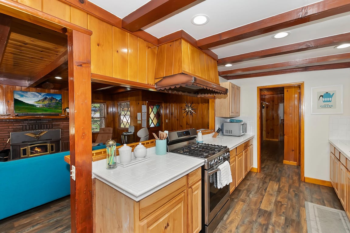 Cabin Image 15
