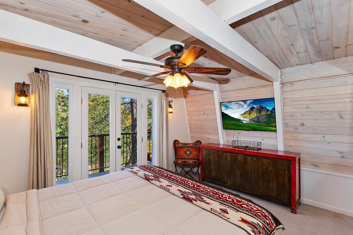 Cabin Image 24