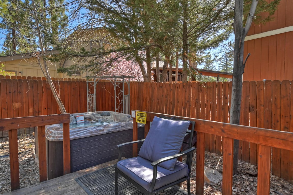 Cabin Image 18
