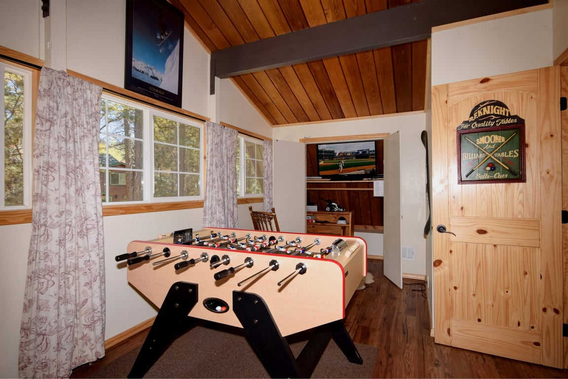 Cabin Image 17