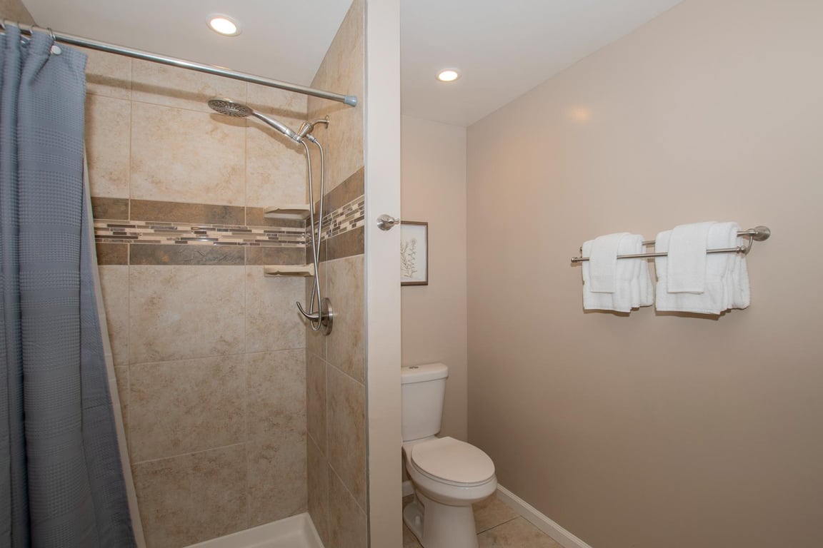 Cabin Image 19