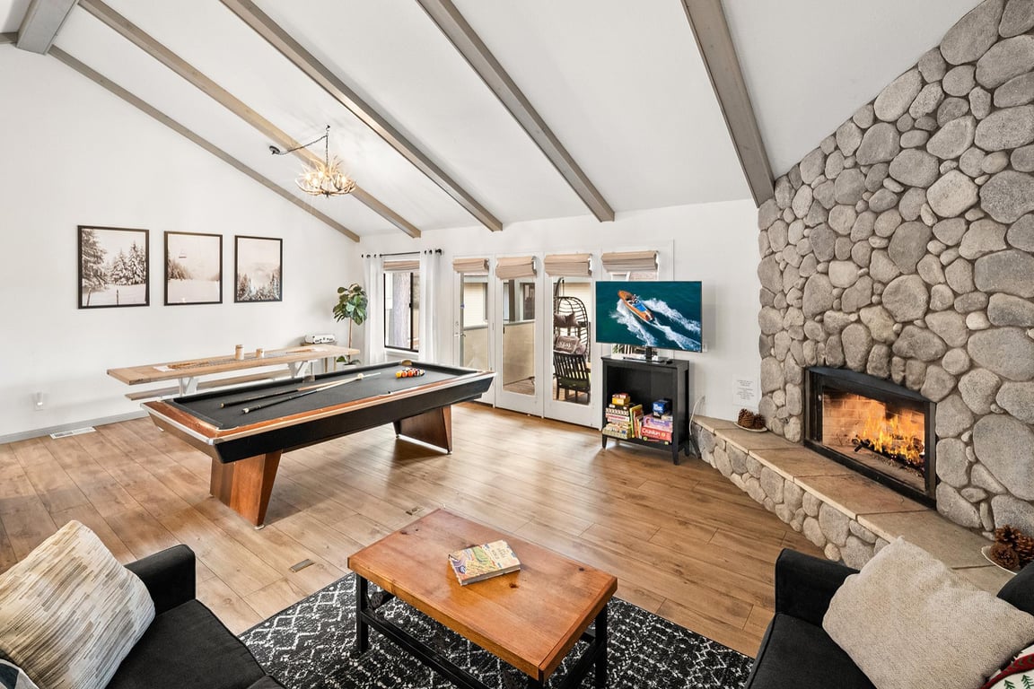 Cabin Image 8