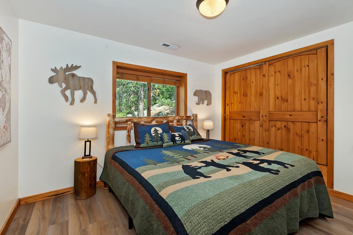 Cabin Image 18