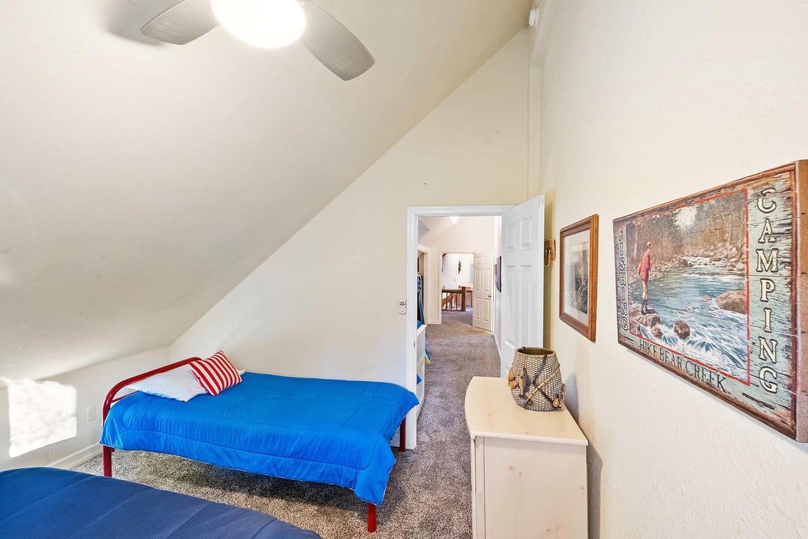 Cabin Image 77