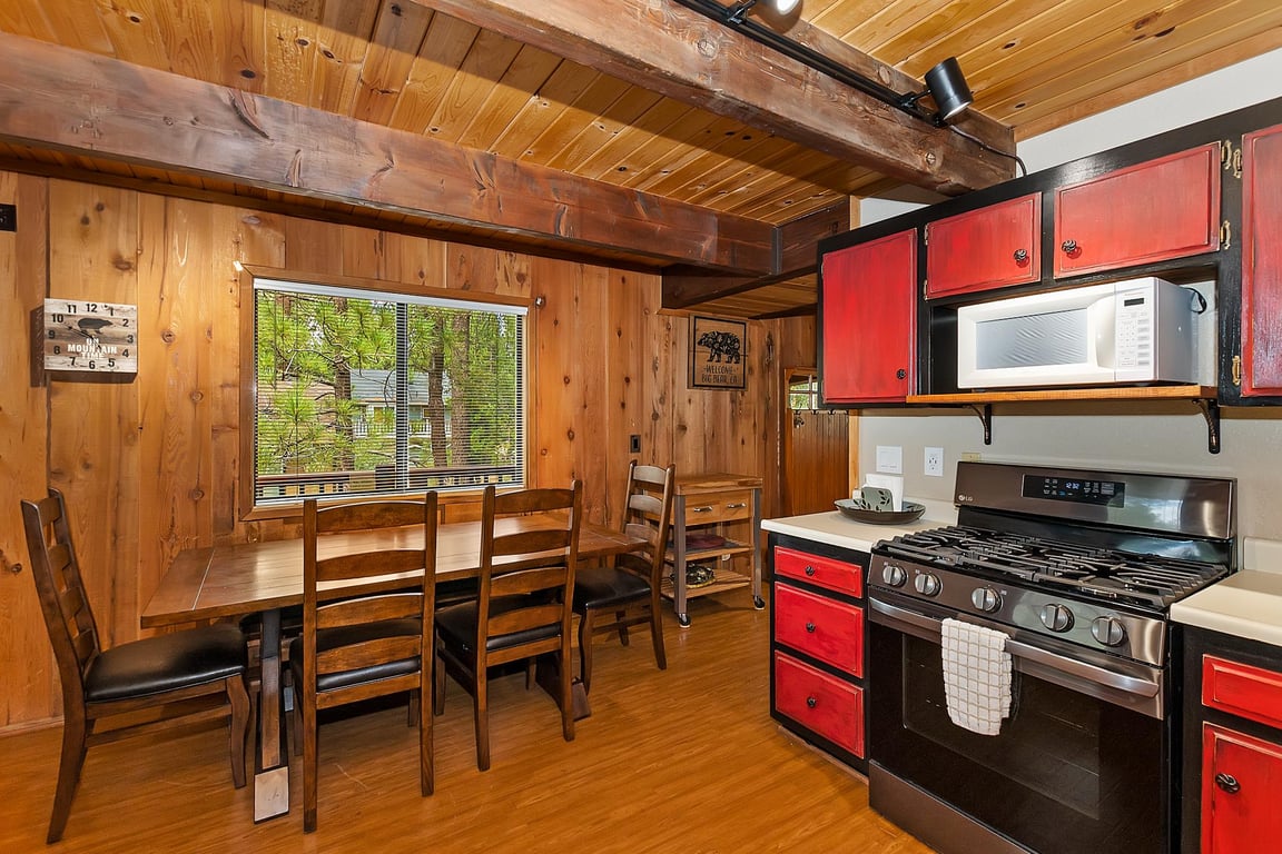 Cabin Image 11