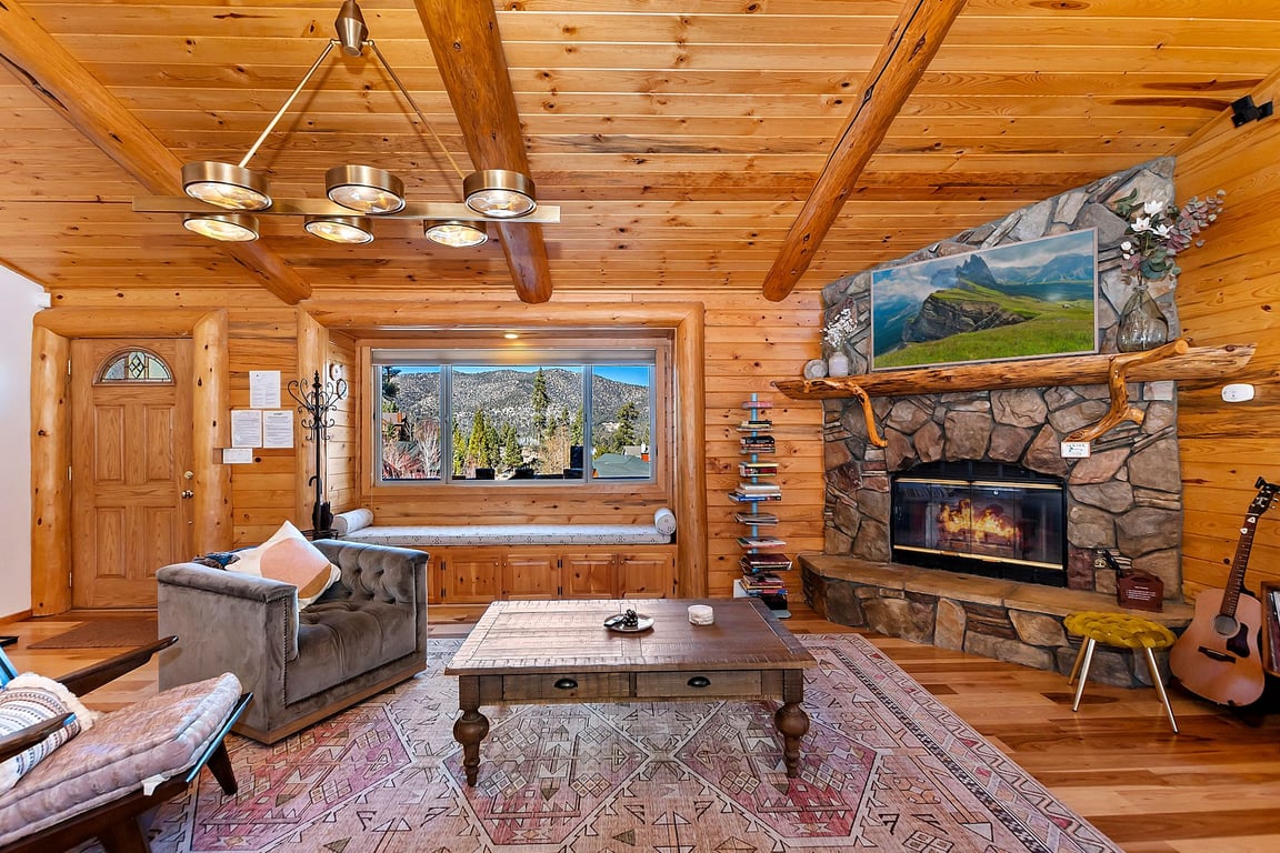 Cabin Image 10