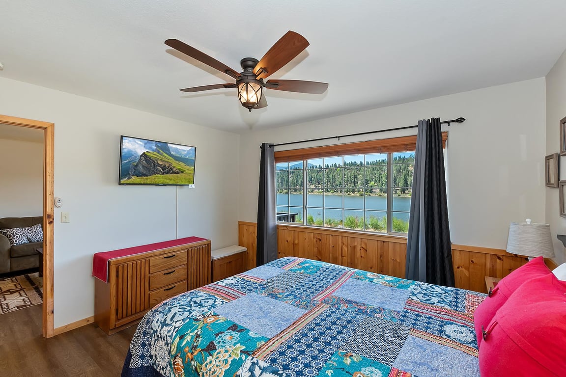 Cabin Image 28