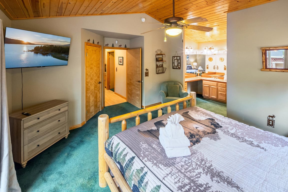 Cabin Image 22