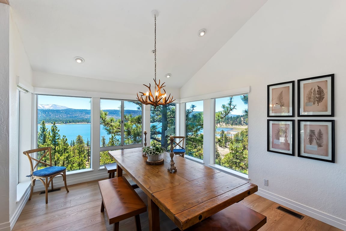 Cabin Image 9
