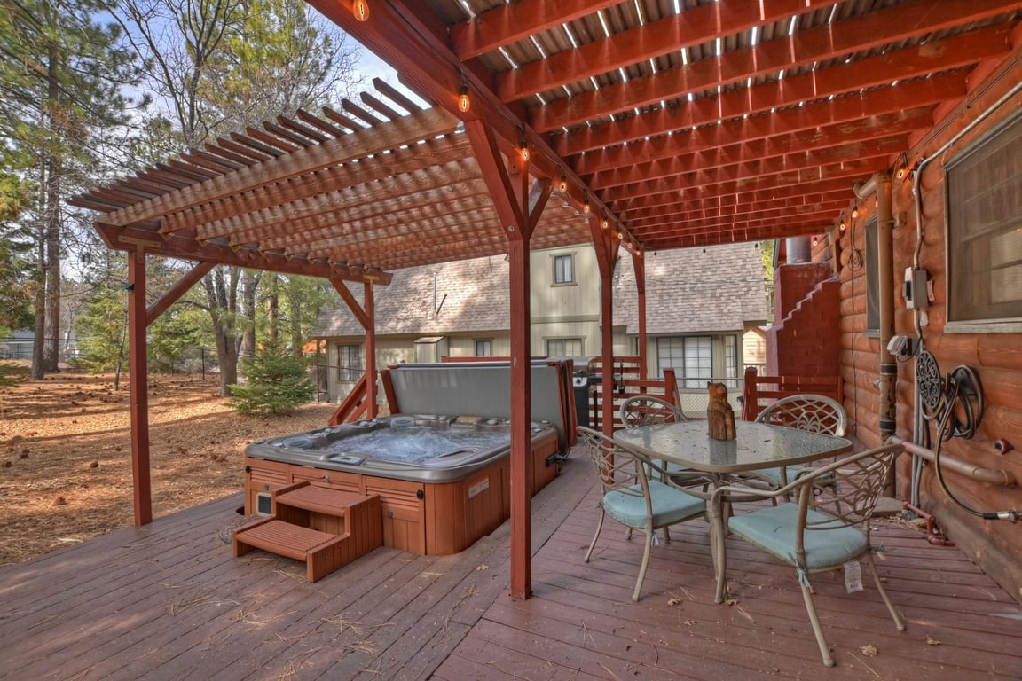 Cabin Image 28