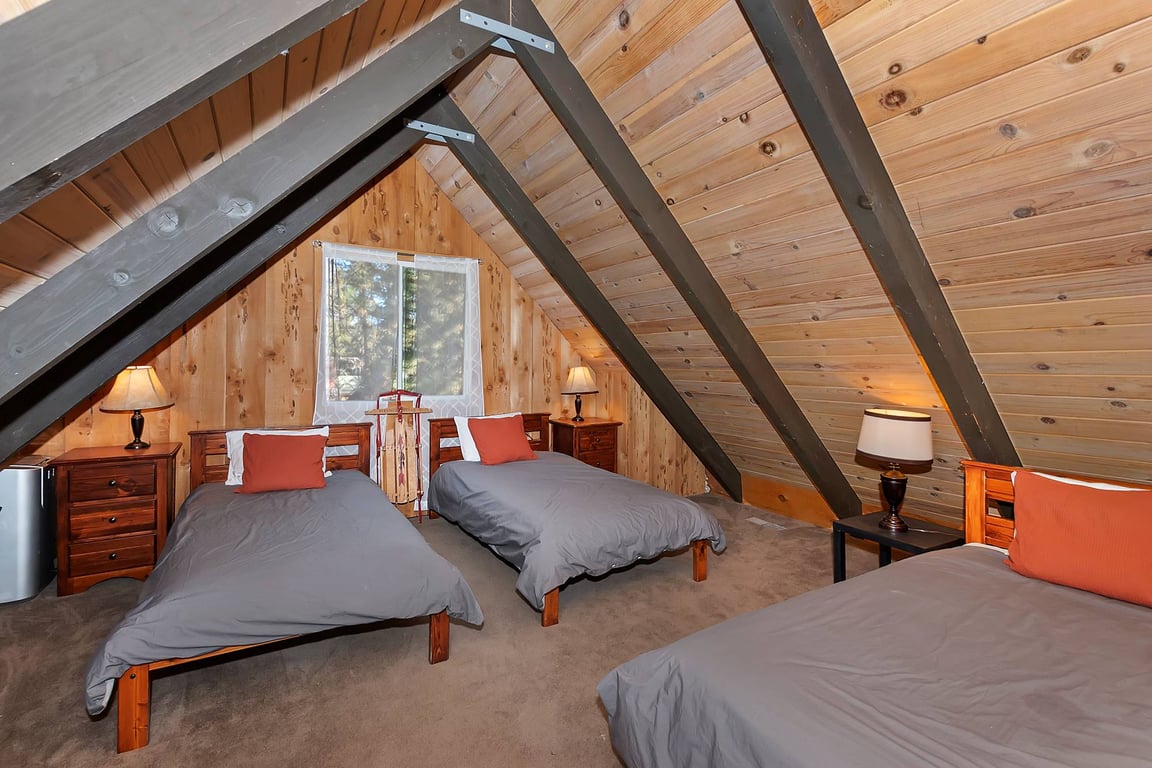 Cabin Image 19