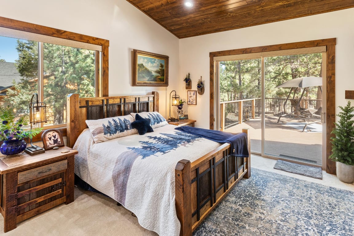 Cabin Image 17