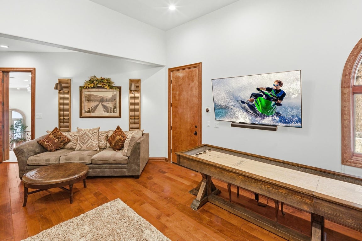 Cabin Image 37