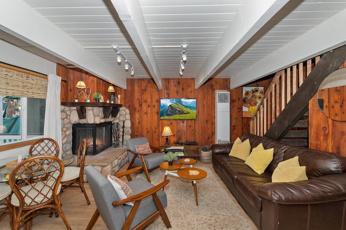 Cabin Image 6