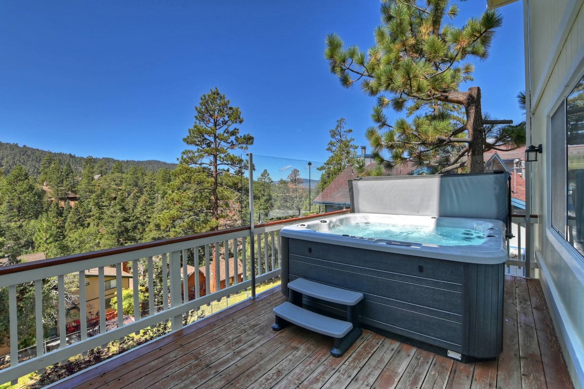 Cabin Image 13