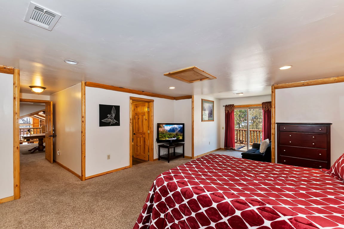 Cabin Image 24