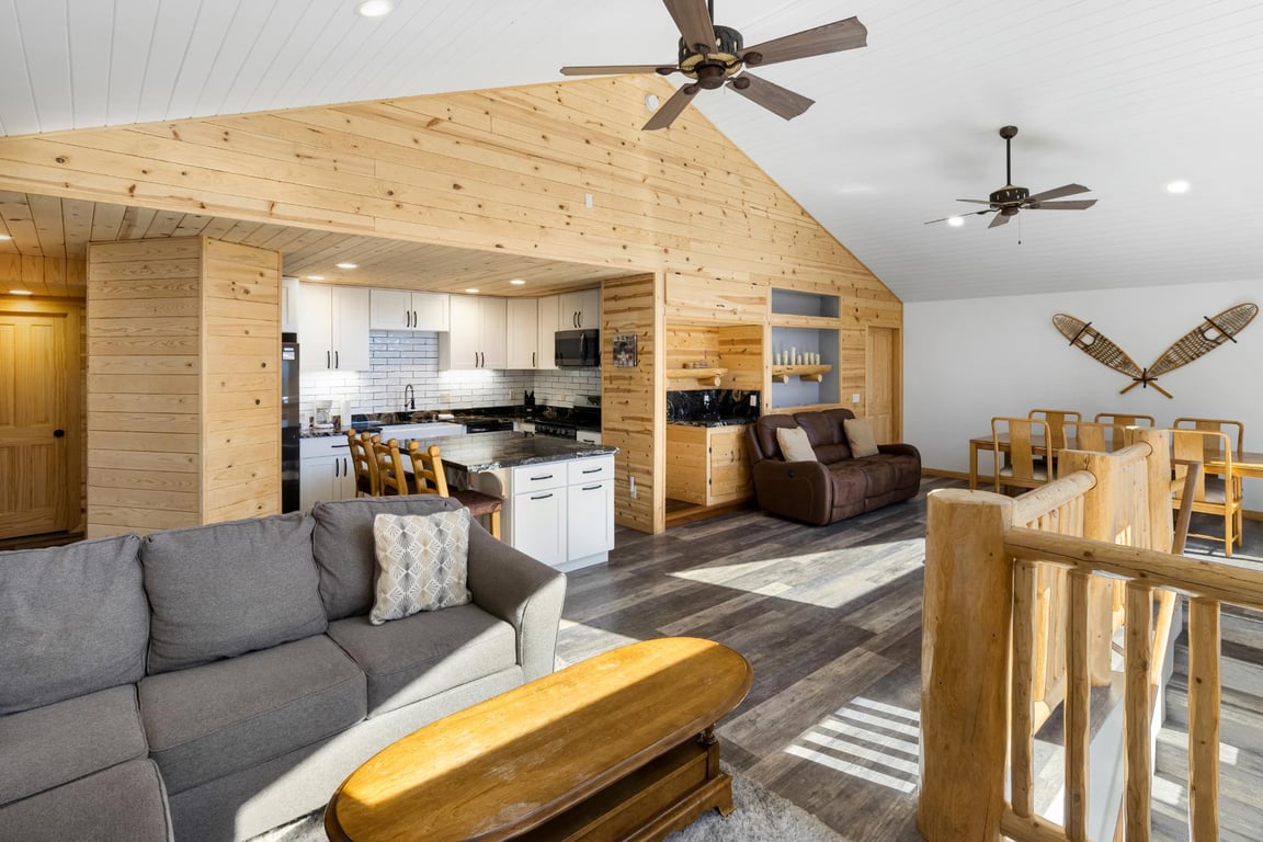 Cabin Image 8