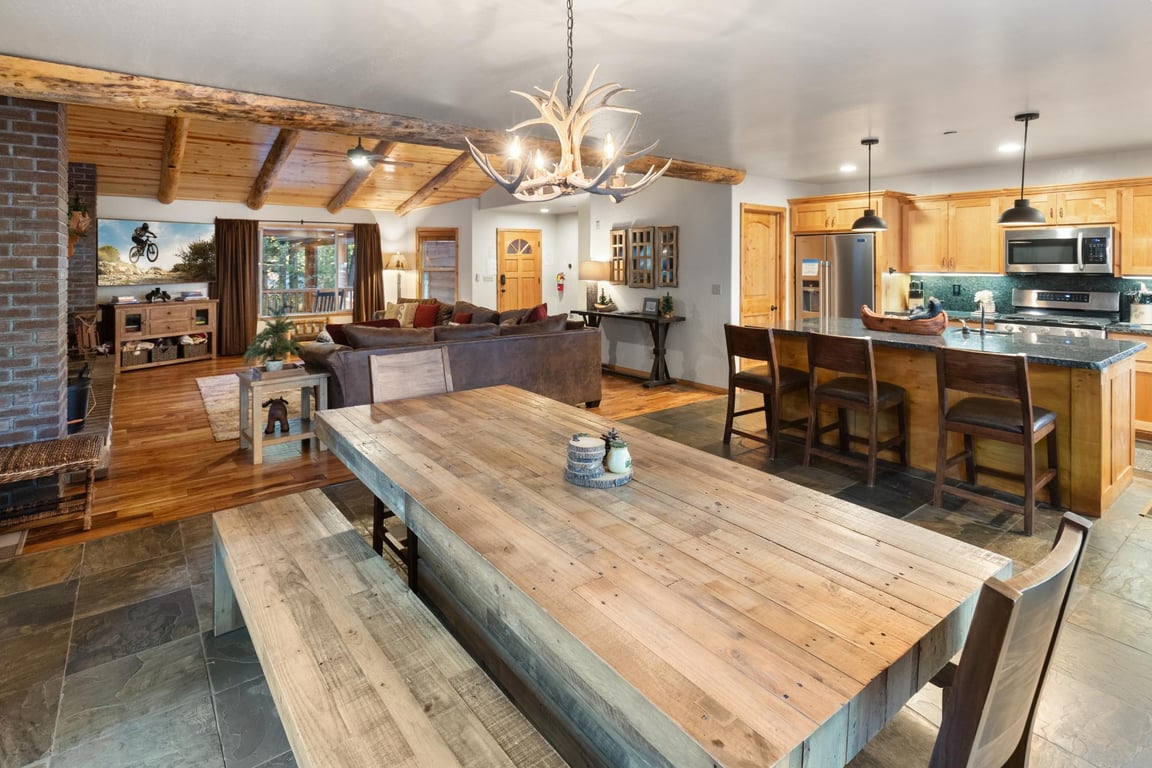 Cabin Image 28