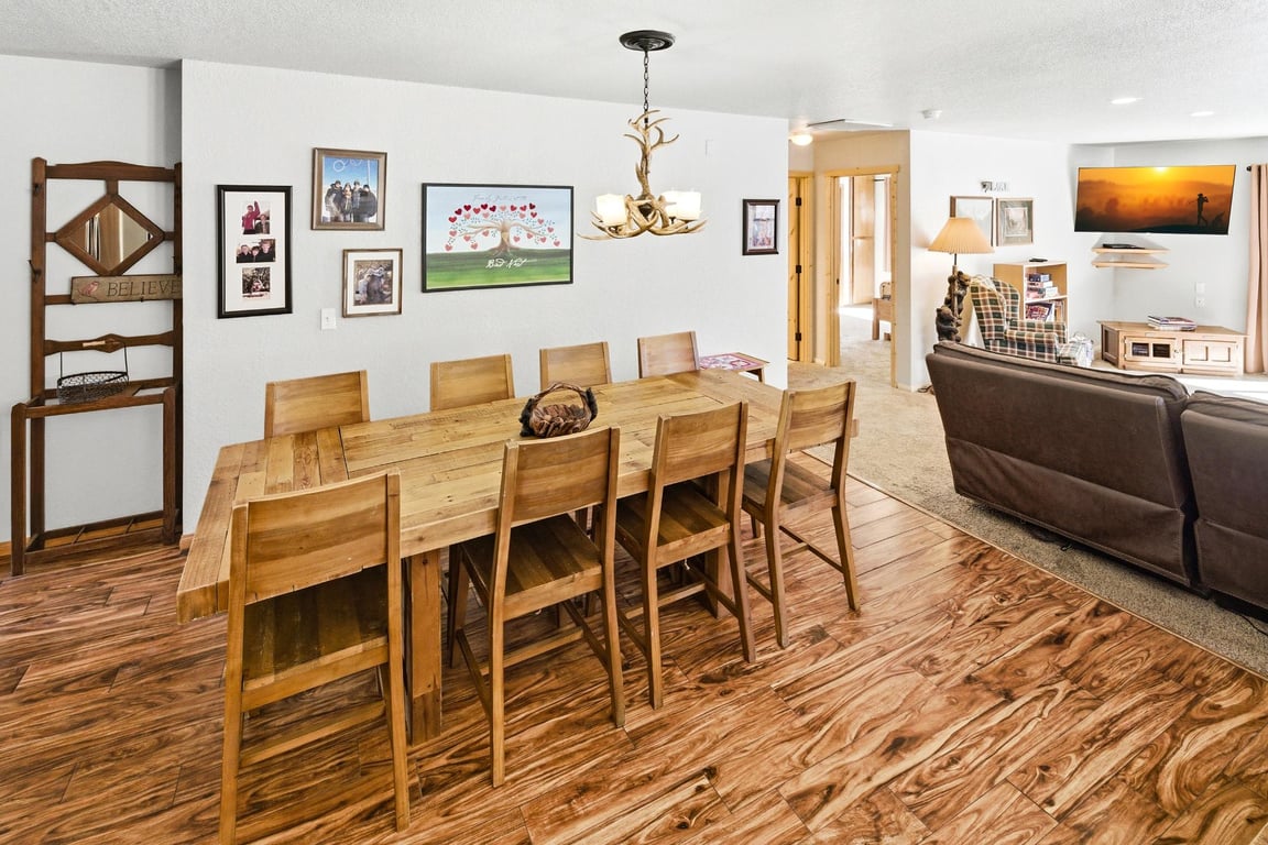 Cabin Image 12