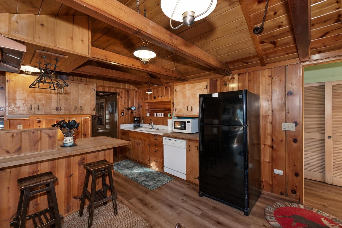 Cabin Image 10