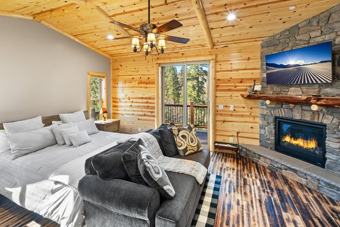 Cabin Image 32