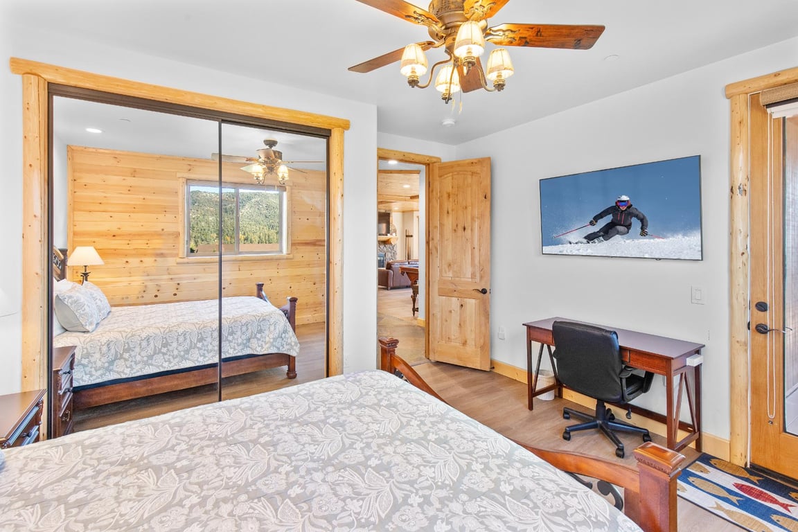 Cabin Image 56