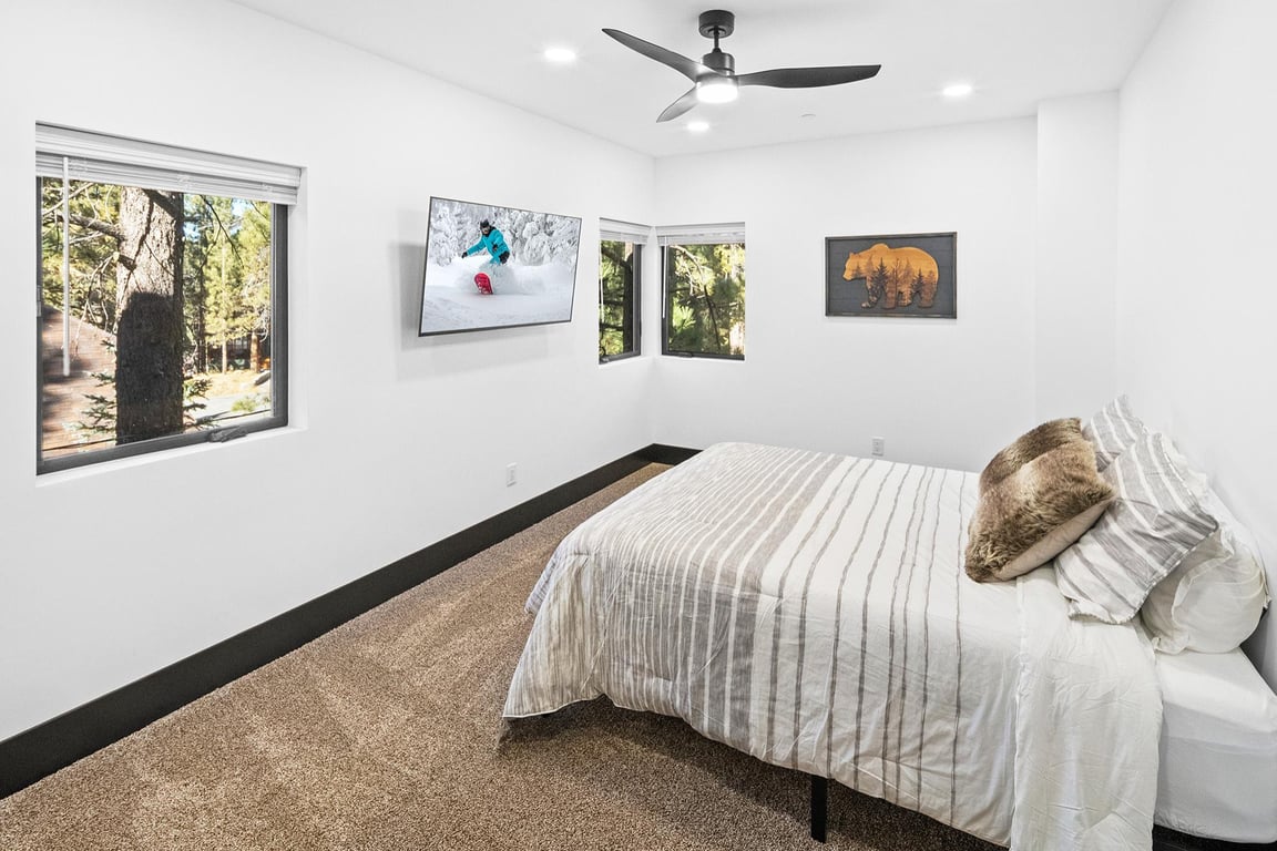 Cabin Image 76