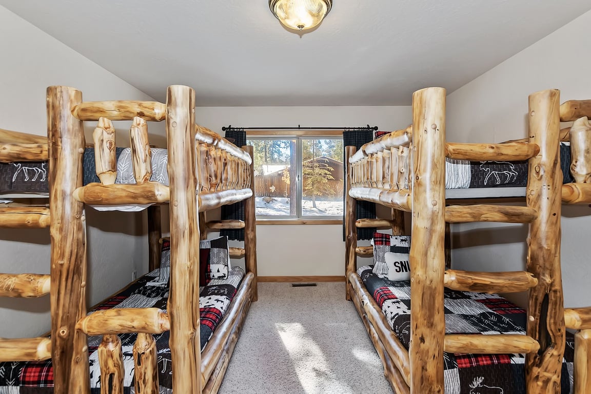 Cabin Image 18