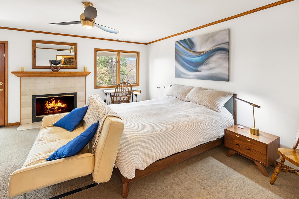 Cabin Image 18