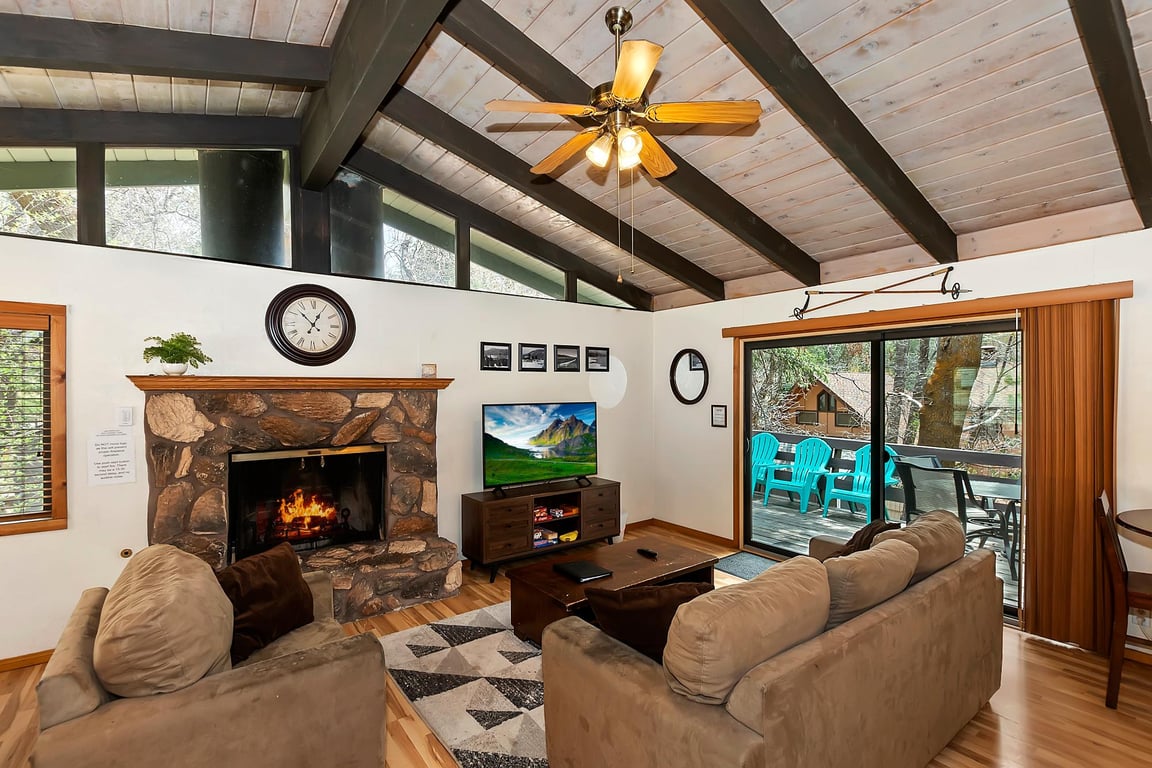 Cabin Image 6