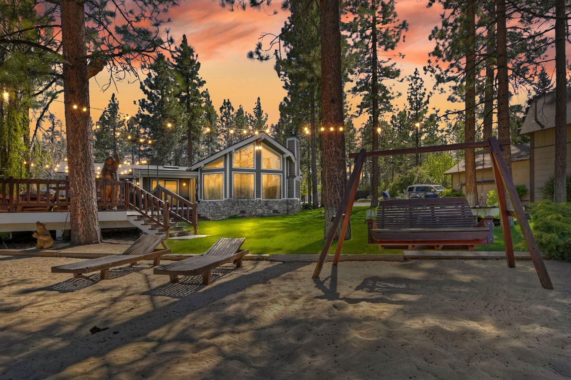 Cabin Image 8