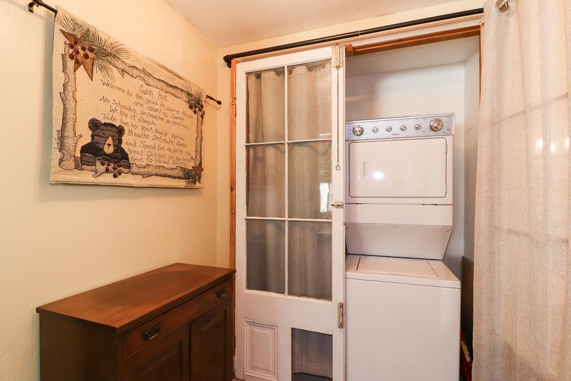 Cabin Image 11