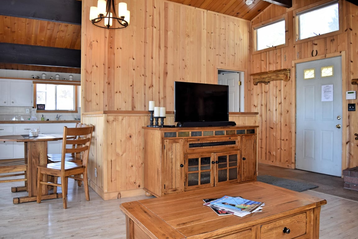 Cabin Image 8