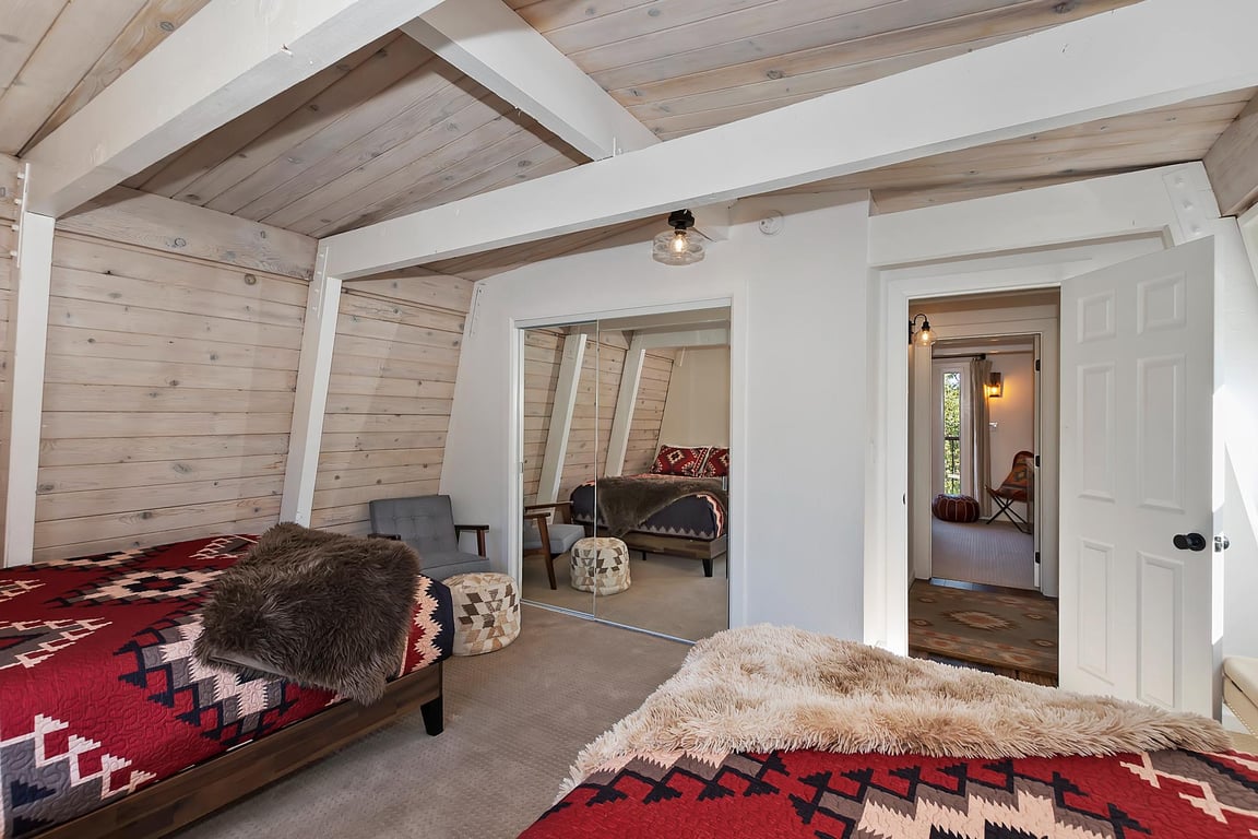 Cabin Image 21