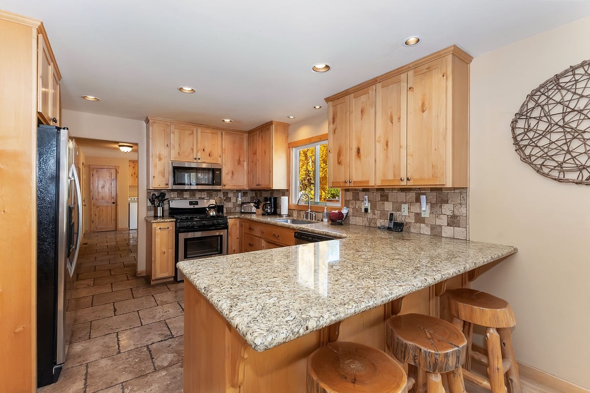 Cabin Image 9