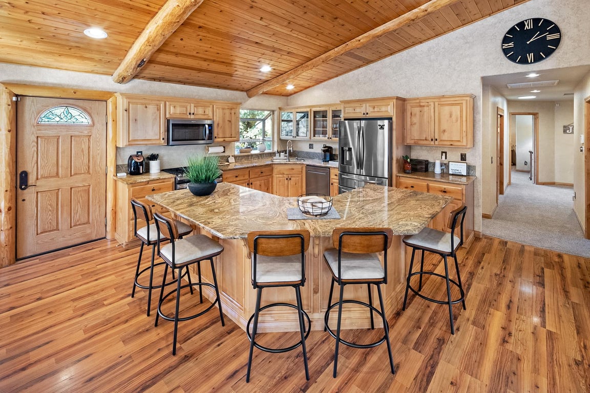 Big Bear Cabin - GoldenOaks - 0003
