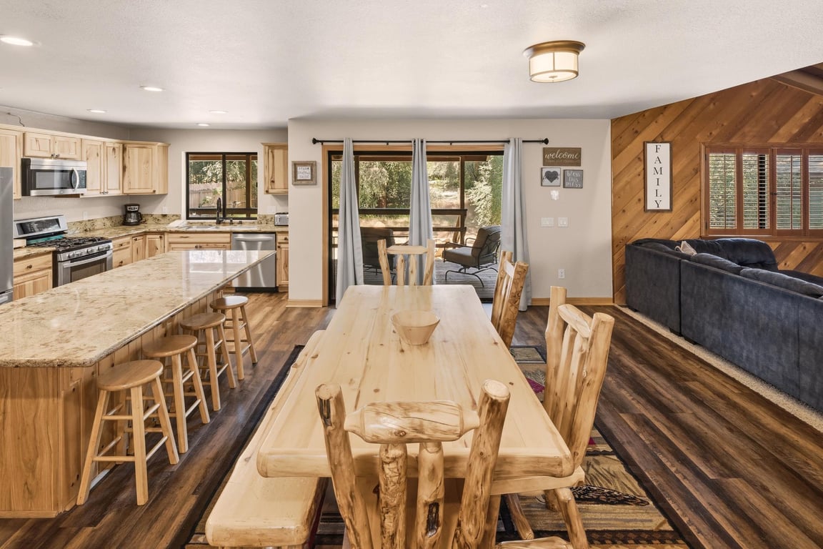 Cabin Image 18