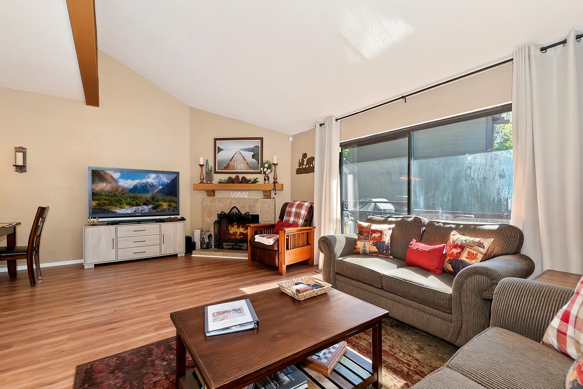 Cabin Image 8