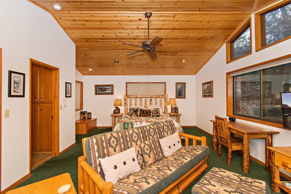 Cabin Image 34
