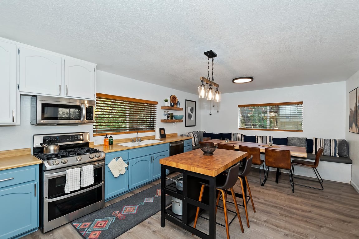 Cabin Image 9