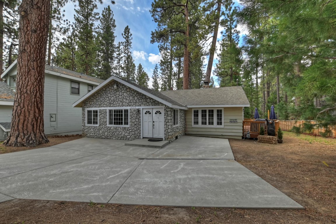 Cabin Image 39