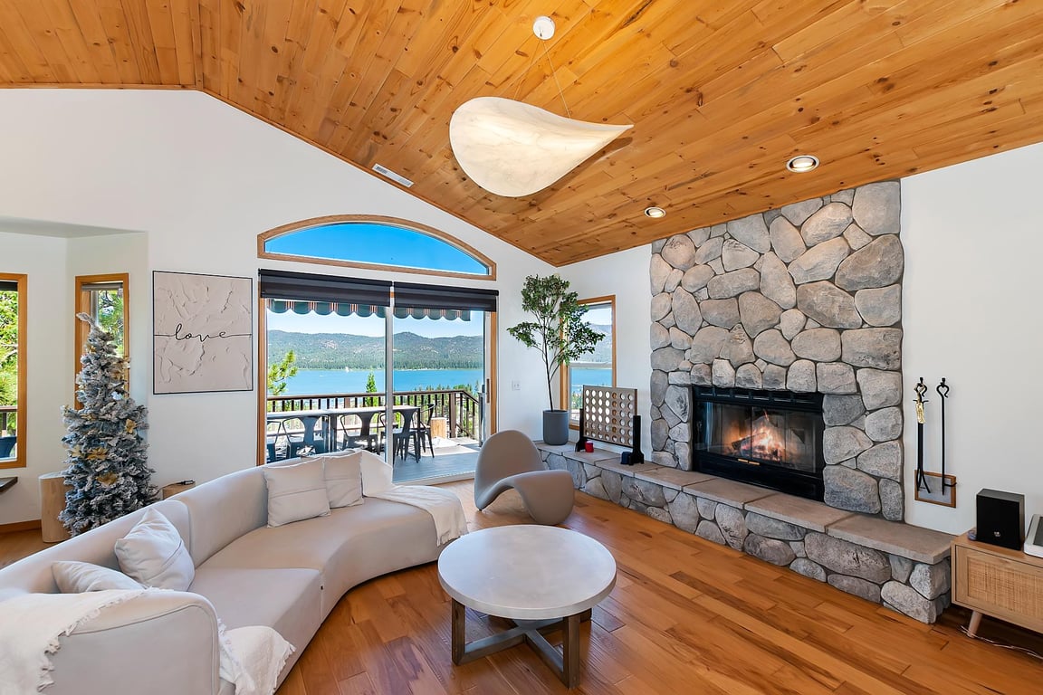 Cabin Image 7