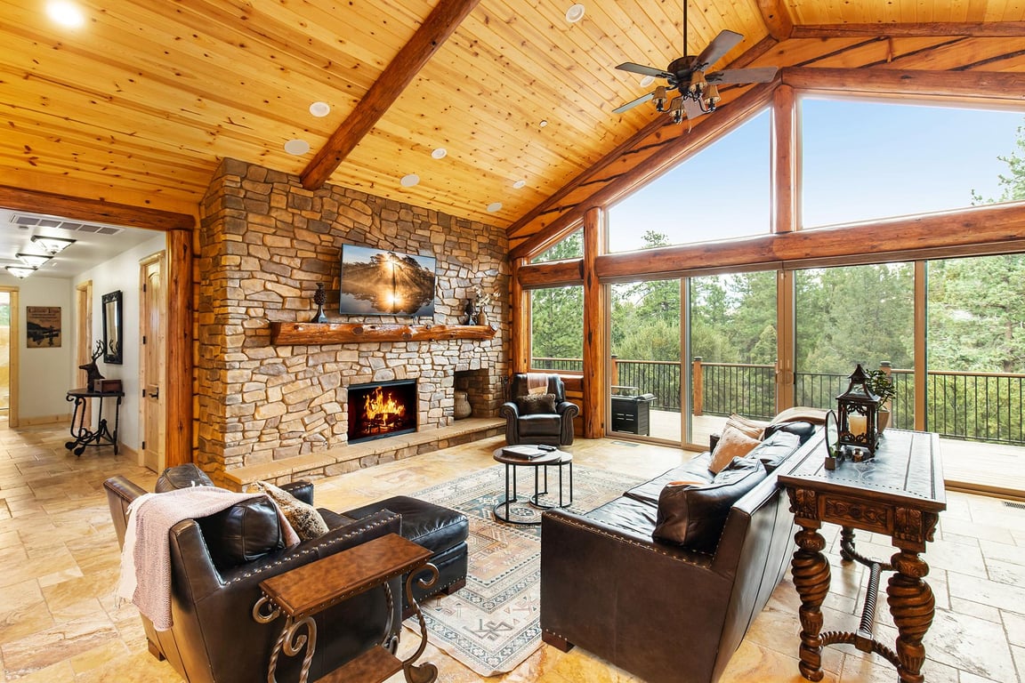 Cabin Image 10