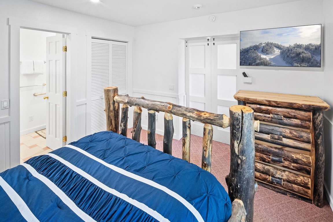 Cabin Image 82