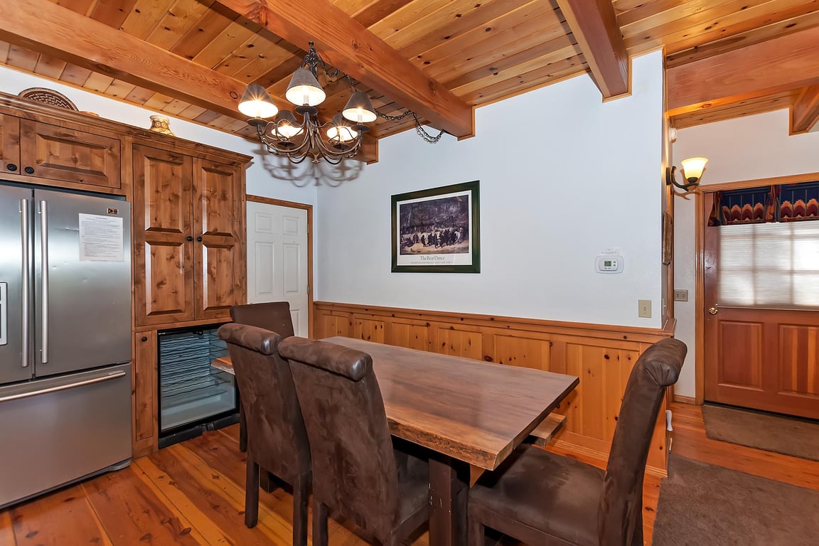 Cabin Image 10