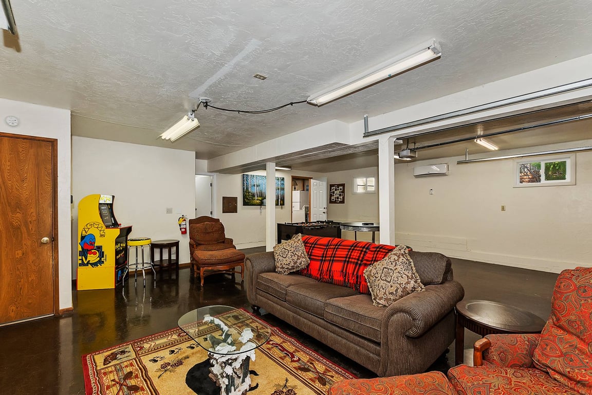 Cabin Image 37
